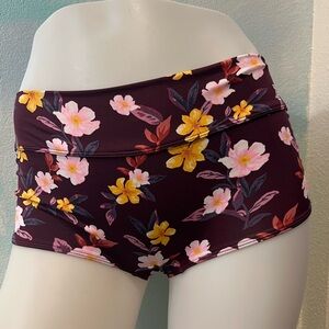 NWT PINK Ultimate Purple Floral Gym to Swim Bottoms